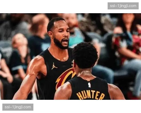 骑士防守效率115联盟第12 莫布利阿伦内线组合稳固